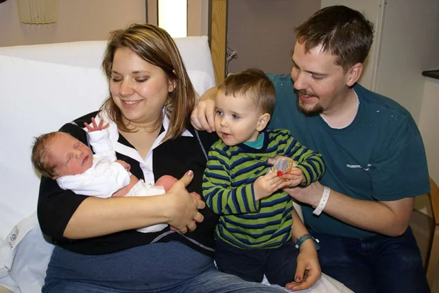 Susan Powell with Josh Powel and their kids