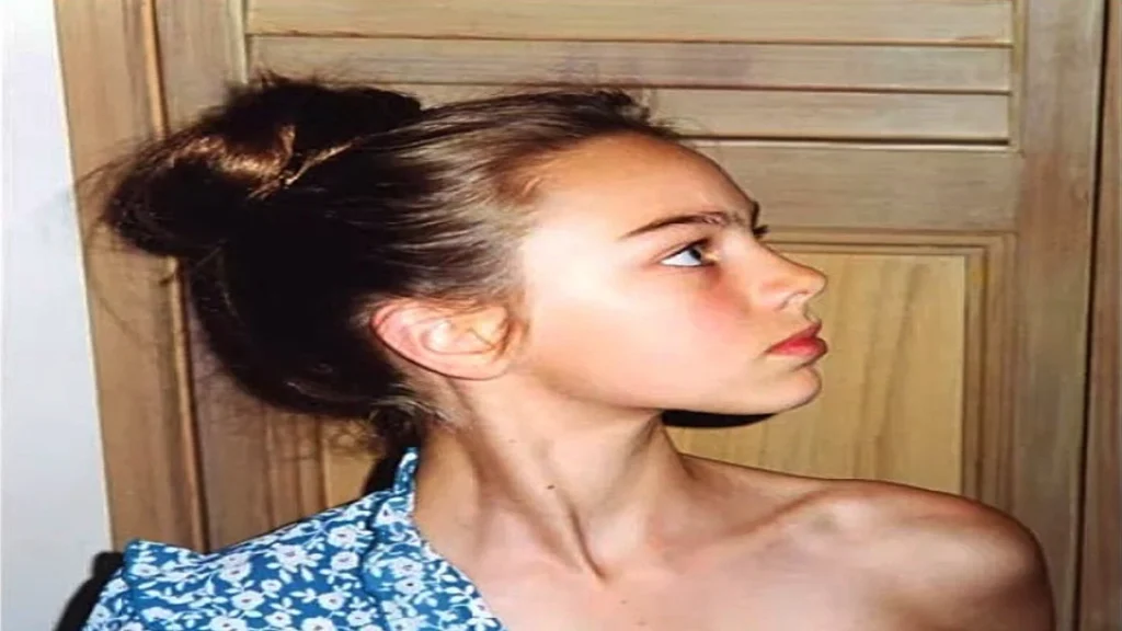 Photo of rachel barber looking up