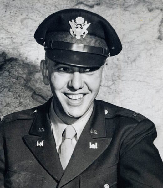 Ralph Ingersoll during his army days. Photo Courtesy of the Ghost Army legacy project.