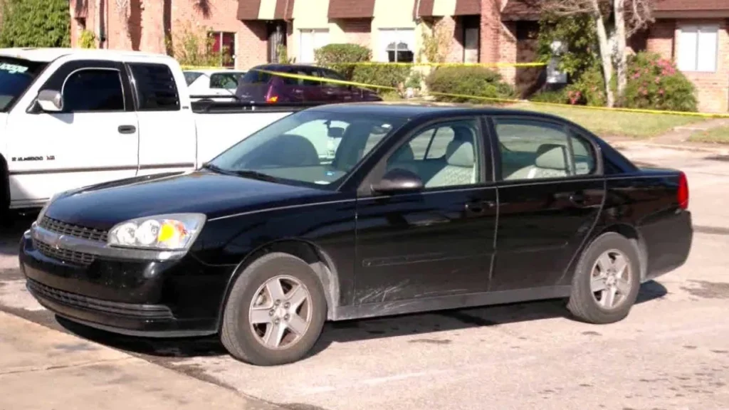 Close-up of smudge and finger marks on the hood of Jennifer Kesse’s Chevy Malibu after her disappearance.