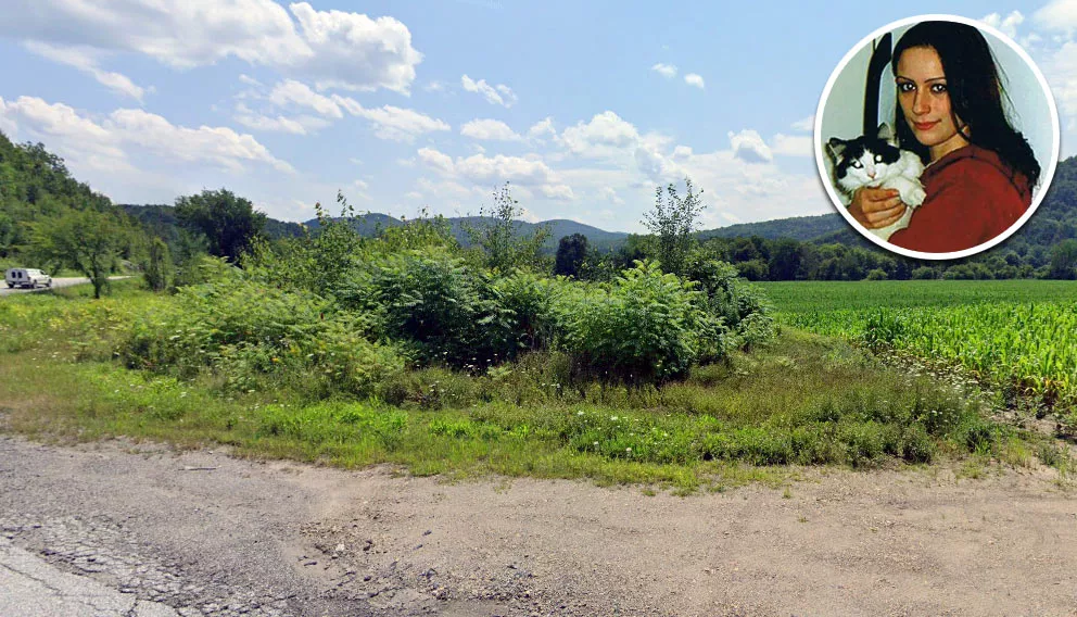 The abandoned Old Dutchburn House on Route 118 in Vermont, where search efforts focused after Brianna Maitland disappeared.