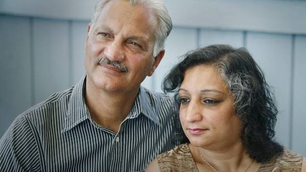 Suman and Manjeet Virk, pictured years after Reena's demise. Image taken from the Global Mail.