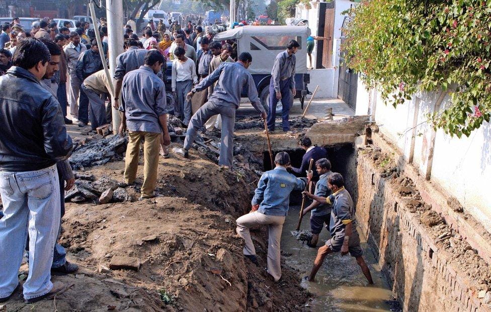 The drain adjoining D-5 where skeletal remains were discovered in December 2006. Image taken from BBC.