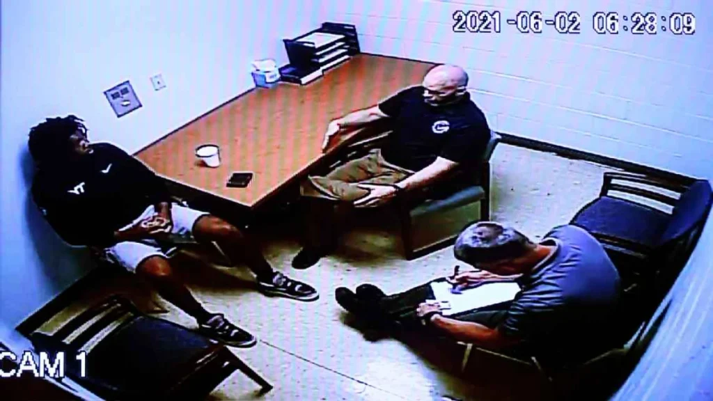 Etute was interviewed by police two days after his fatal encounter with Smith. 
