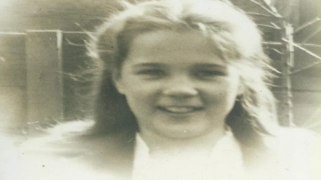 sally-horner-youngest-in-family-close-up-portrait