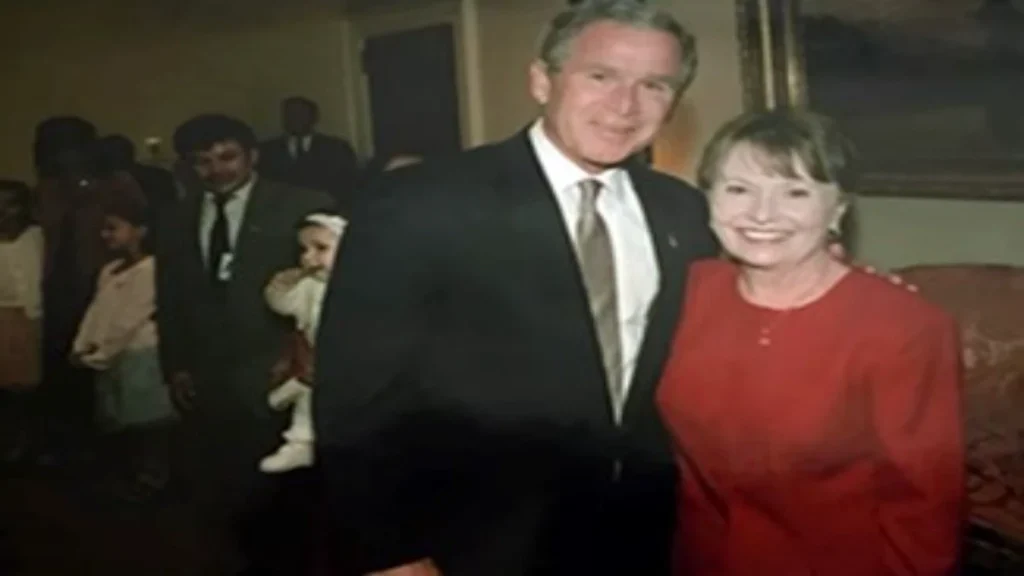 Diane Simone with President Bush in 2003. Photo published on Crimejunkiepodcast